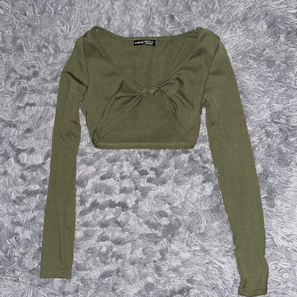 Green Cropped Long Sleeve
